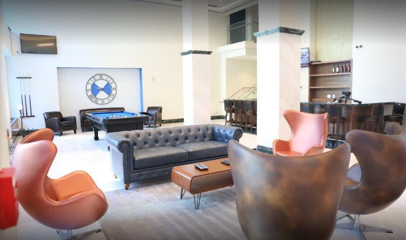 Comfort Inn & Suites - Kew Gardens Near La Guardia Airport 뉴욕 외부 사진