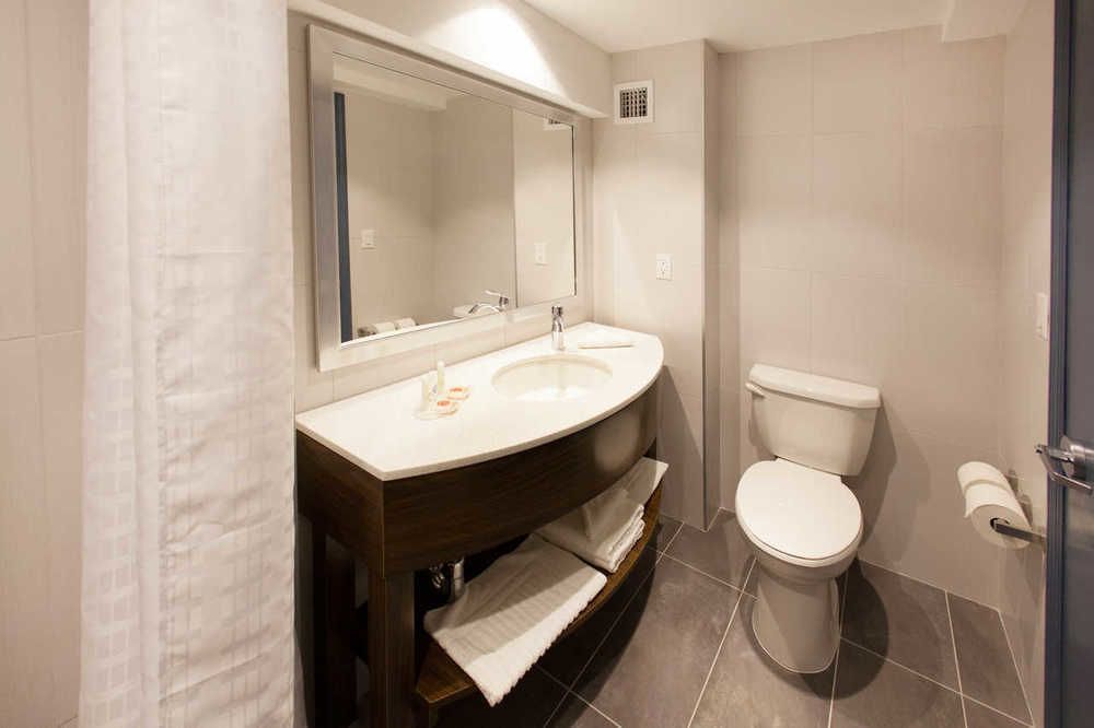 Comfort Inn & Suites - Kew Gardens Near La Guardia Airport 뉴욕 외부 사진