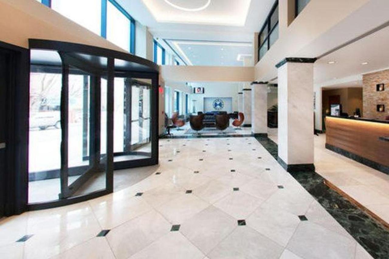 Comfort Inn & Suites - Kew Gardens Near La Guardia Airport 뉴욕 외부 사진